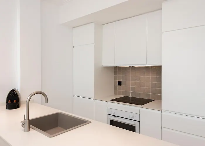 Premium Penthouse With Unmatched Views * Εστεπόνα