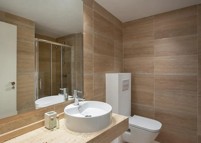 Premium Penthouse With Unmatched Views אסטפונה